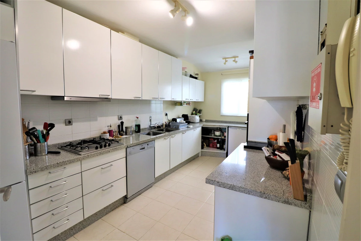 2-5bd7b9d04b45e33852eaf0ec6670150d