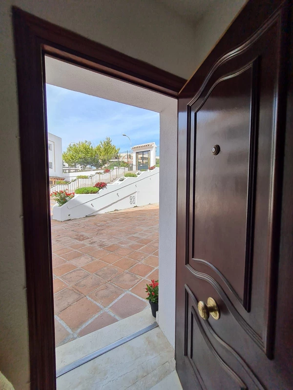 4-c23c0f86247804fa50226aecd8b0b2c8