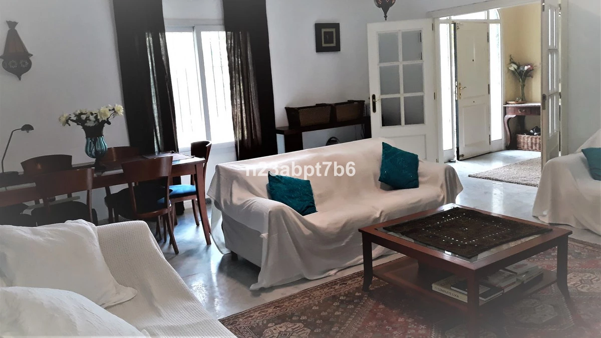 3-e898b2bb2a2fdfd06d2c39894dce8316