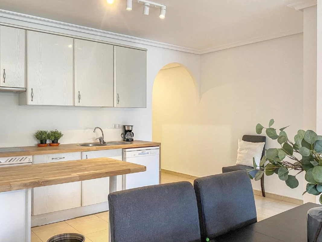 4-c23c0f86247804fa50226aecd8b0b2c8