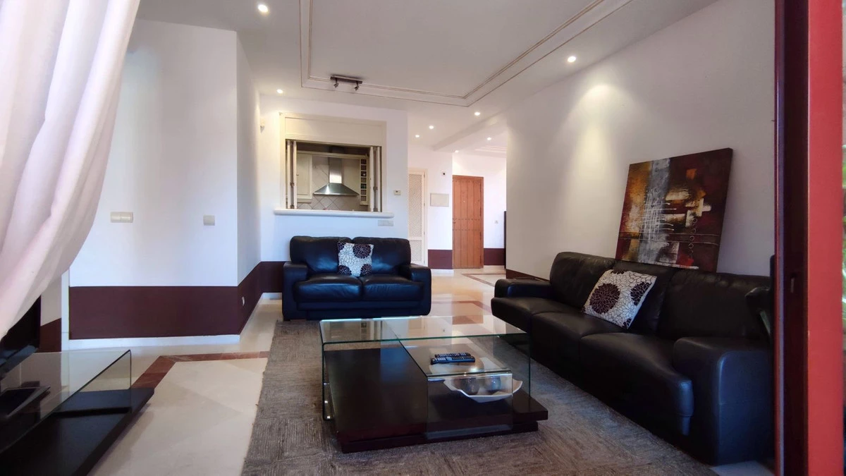 8-e64a9055bba3e77ac8aca3b893cdf826