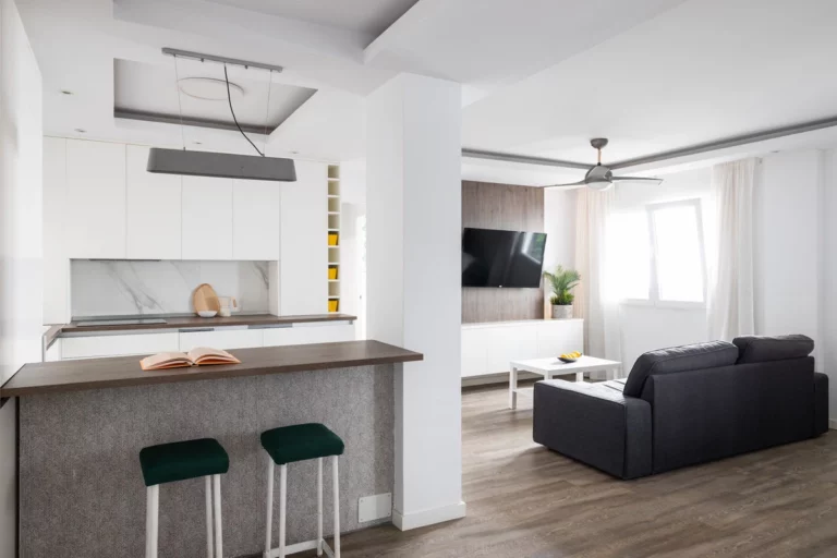 R4313623 | Middle Floor Apartment in San Pedro de Alcántara – € 325,000 – 2 beds, 1 baths