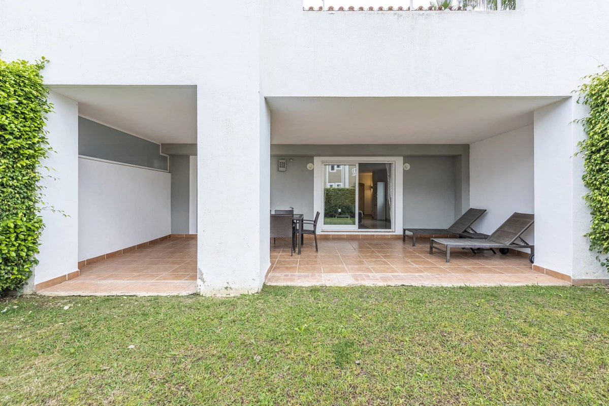 2-5bd7b9d04b45e33852eaf0ec6670150d