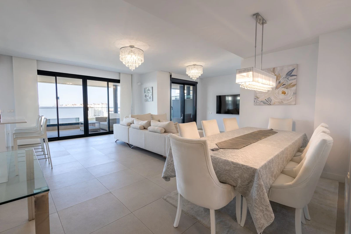 4-c23c0f86247804fa50226aecd8b0b2c8