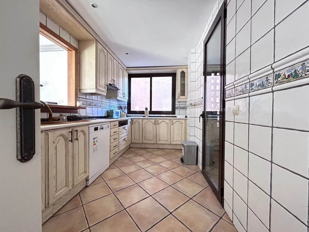 4-c23c0f86247804fa50226aecd8b0b2c8