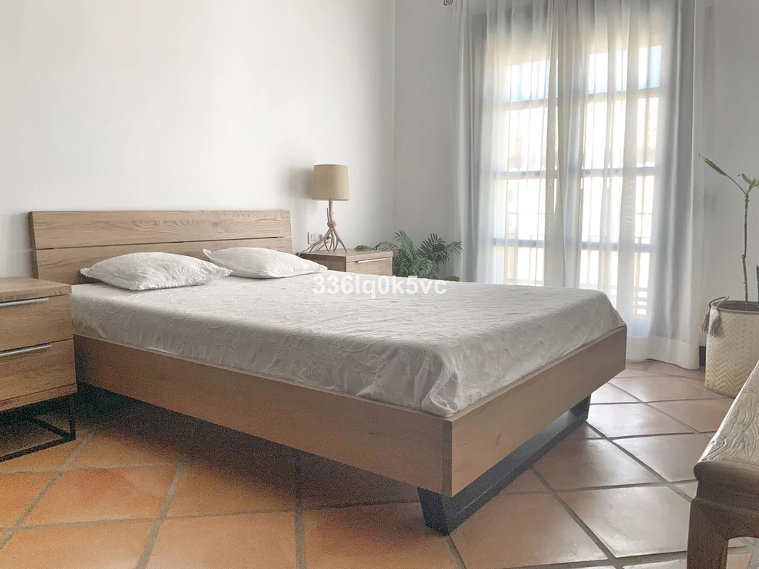 8-e64a9055bba3e77ac8aca3b893cdf826