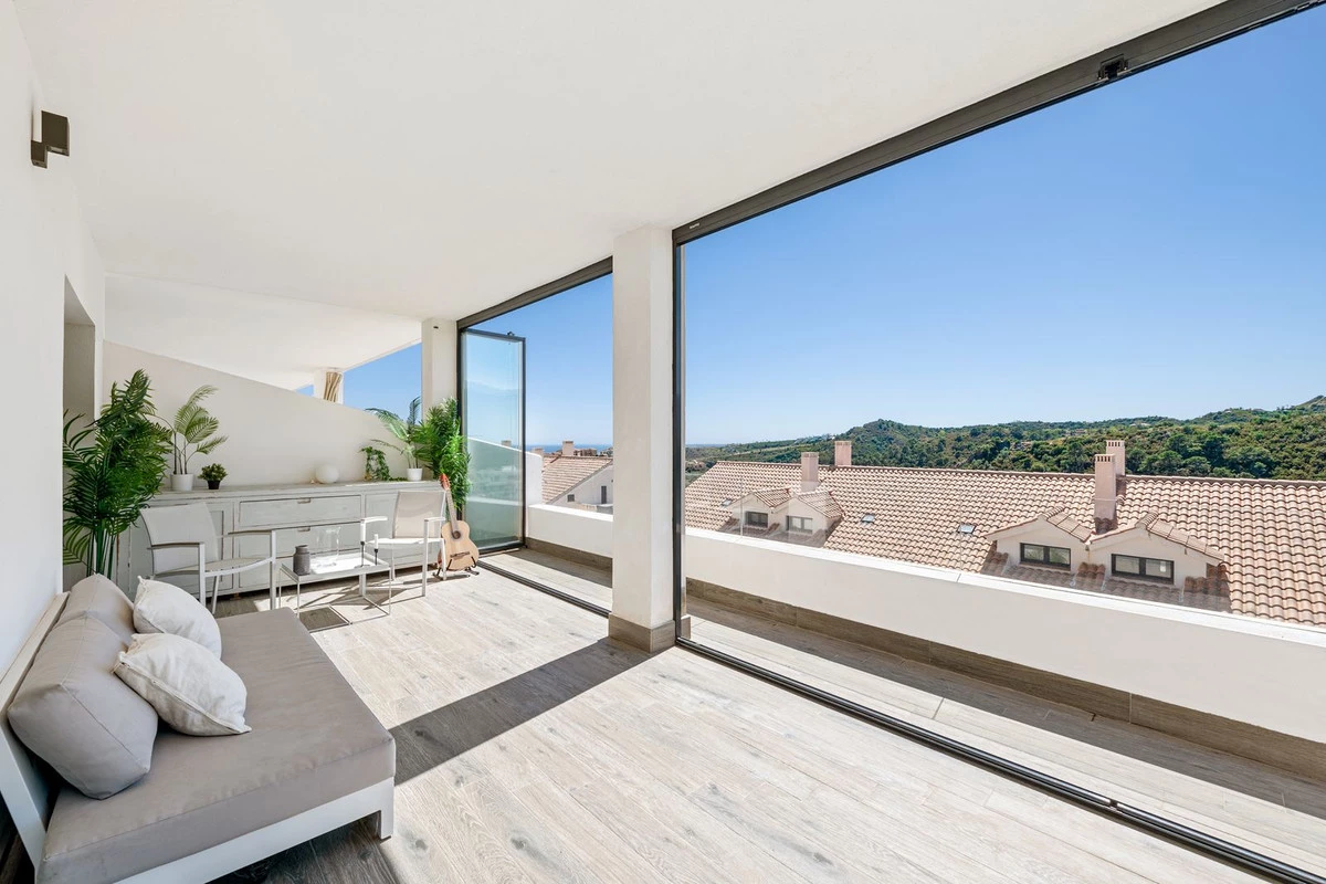 2-5bd7b9d04b45e33852eaf0ec6670150d