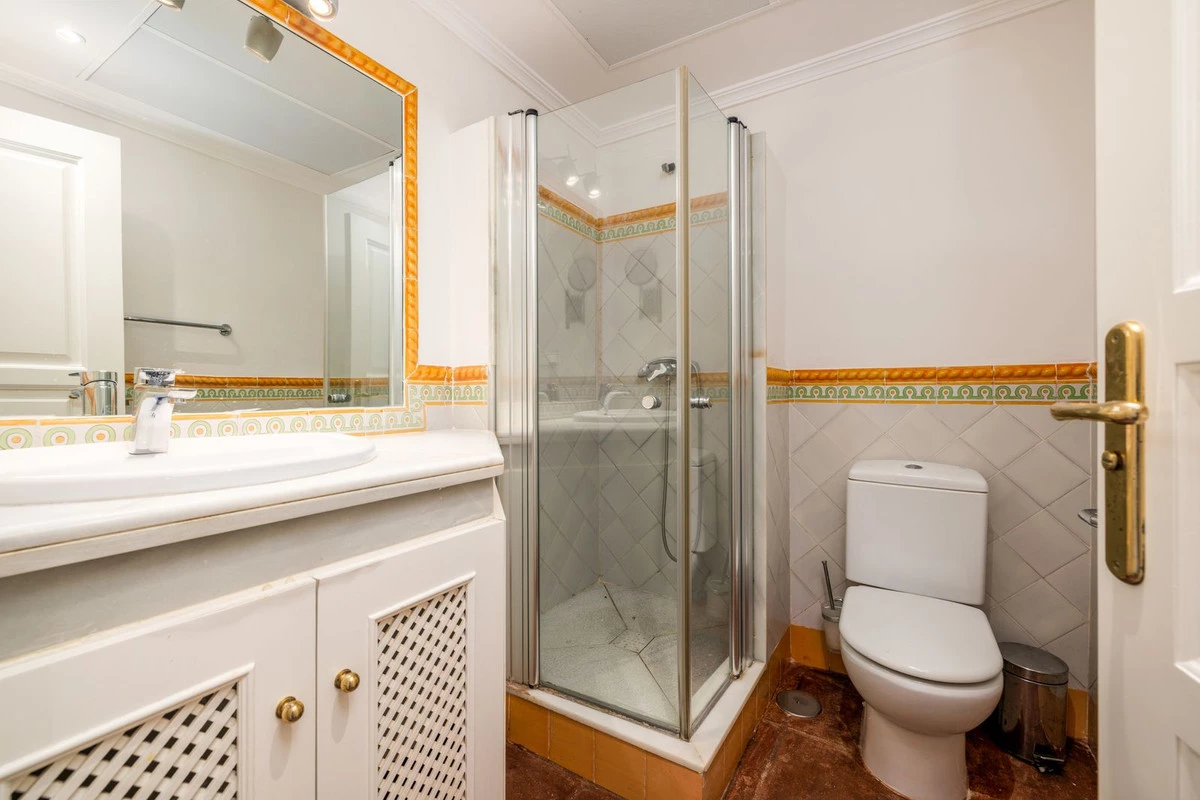 8-e64a9055bba3e77ac8aca3b893cdf826