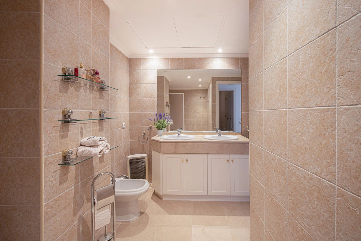 7-aa4cc561180b369757c0bb4af9886cd3