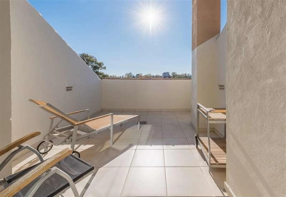 7-aa4cc561180b369757c0bb4af9886cd3