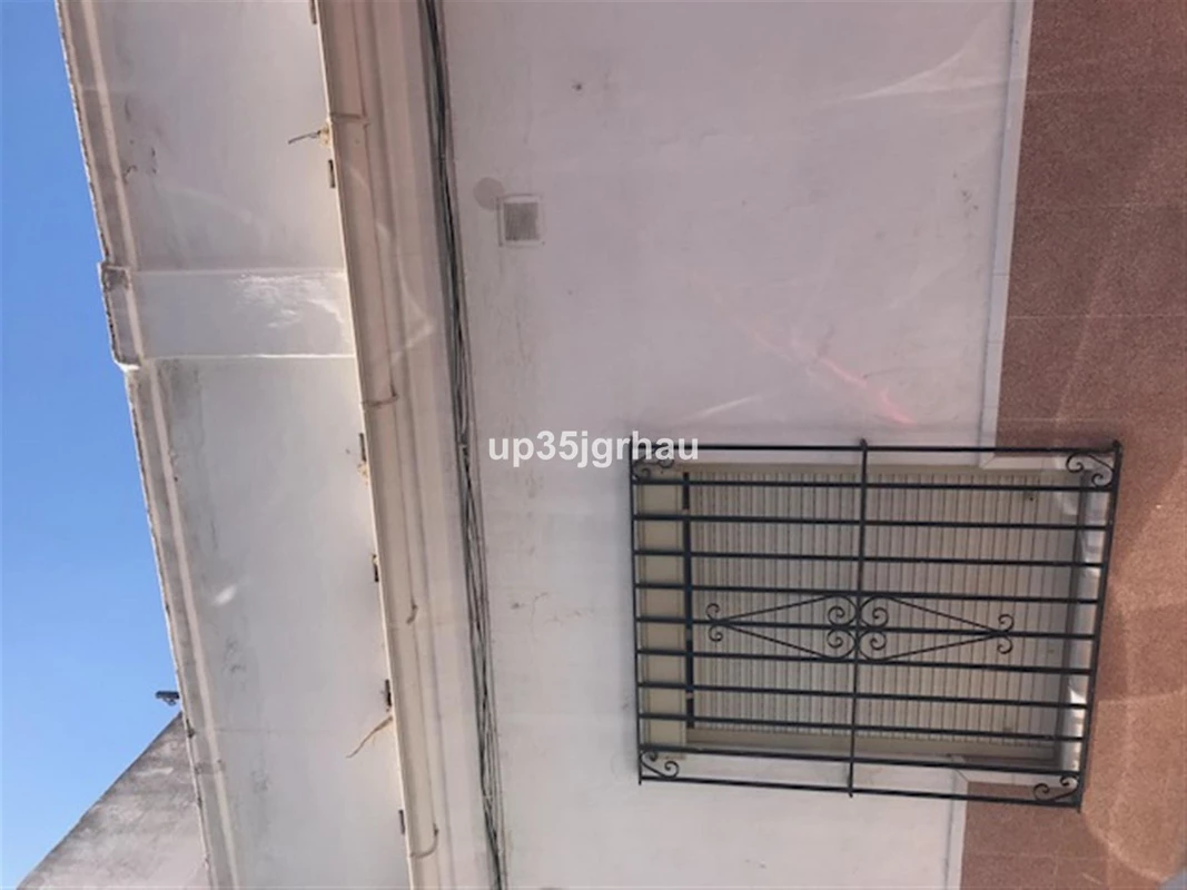 7-aa4cc561180b369757c0bb4af9886cd3