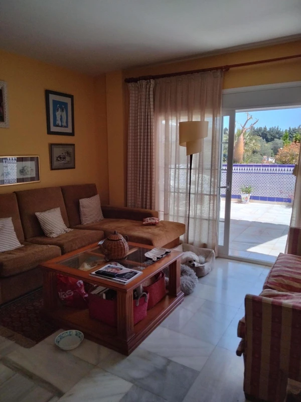 R4301848 | Duplex in Nueva Andalucía – € 390,000 – 3 beds, 2 baths