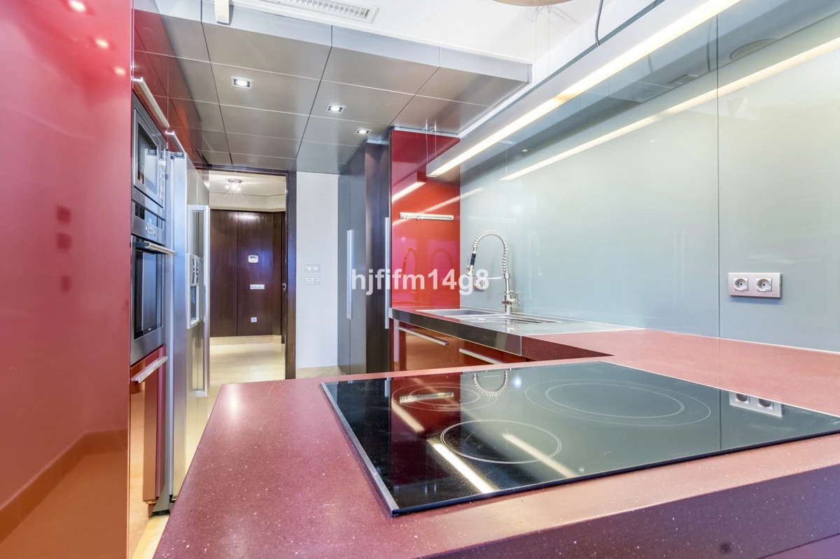 9-467d0cee5b725f3ef65f102a0c2e69c0