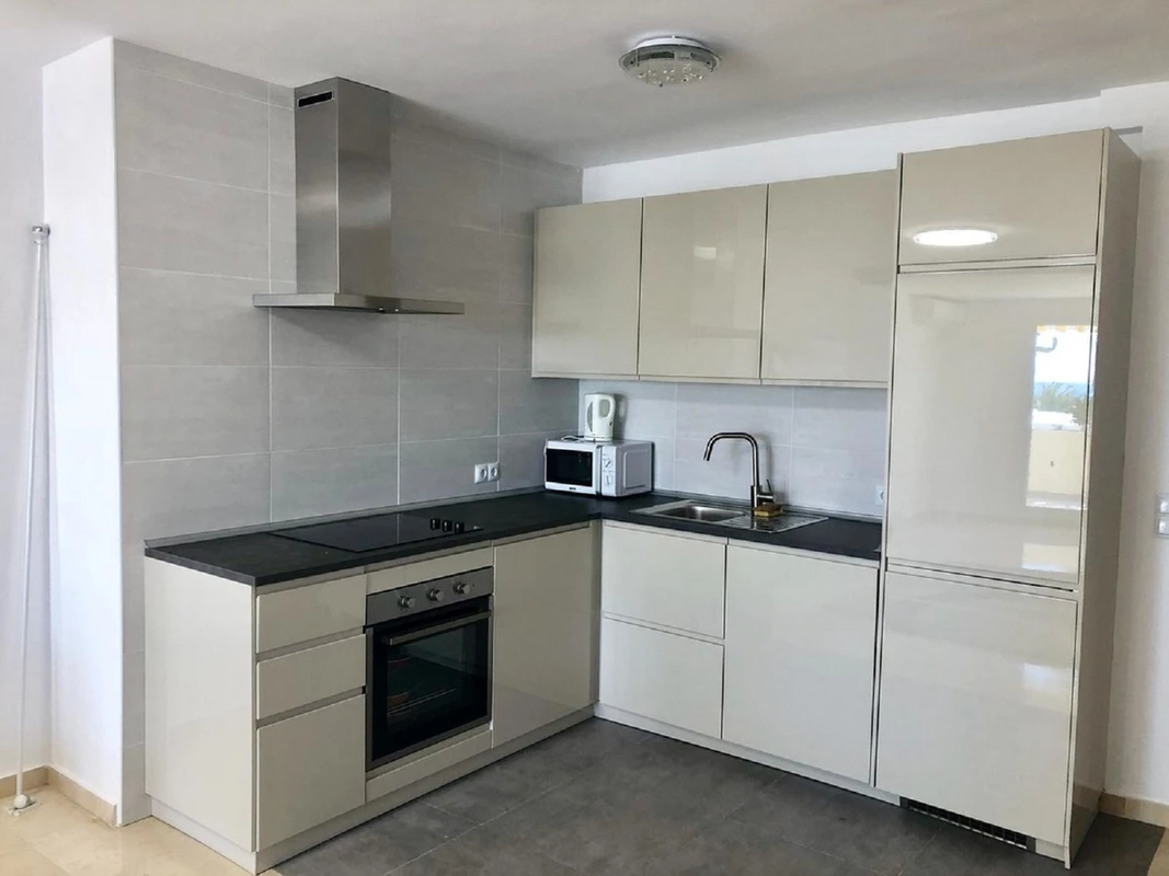 4-c23c0f86247804fa50226aecd8b0b2c8