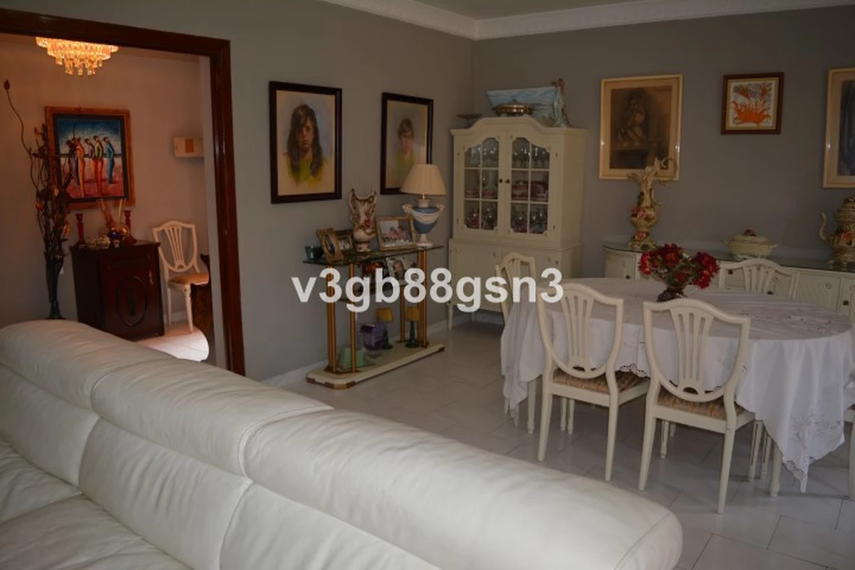 2-5bd7b9d04b45e33852eaf0ec6670150d