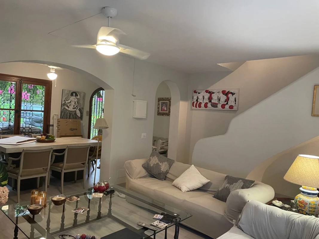 4-c23c0f86247804fa50226aecd8b0b2c8