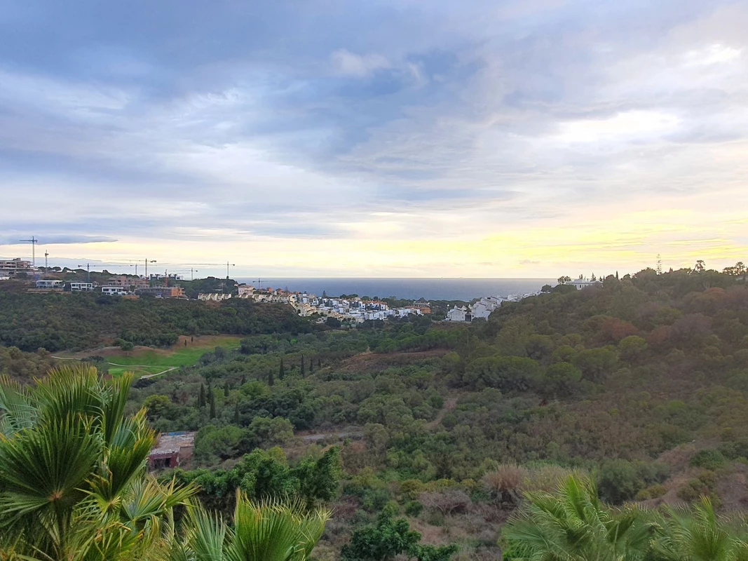 2-5bd7b9d04b45e33852eaf0ec6670150d