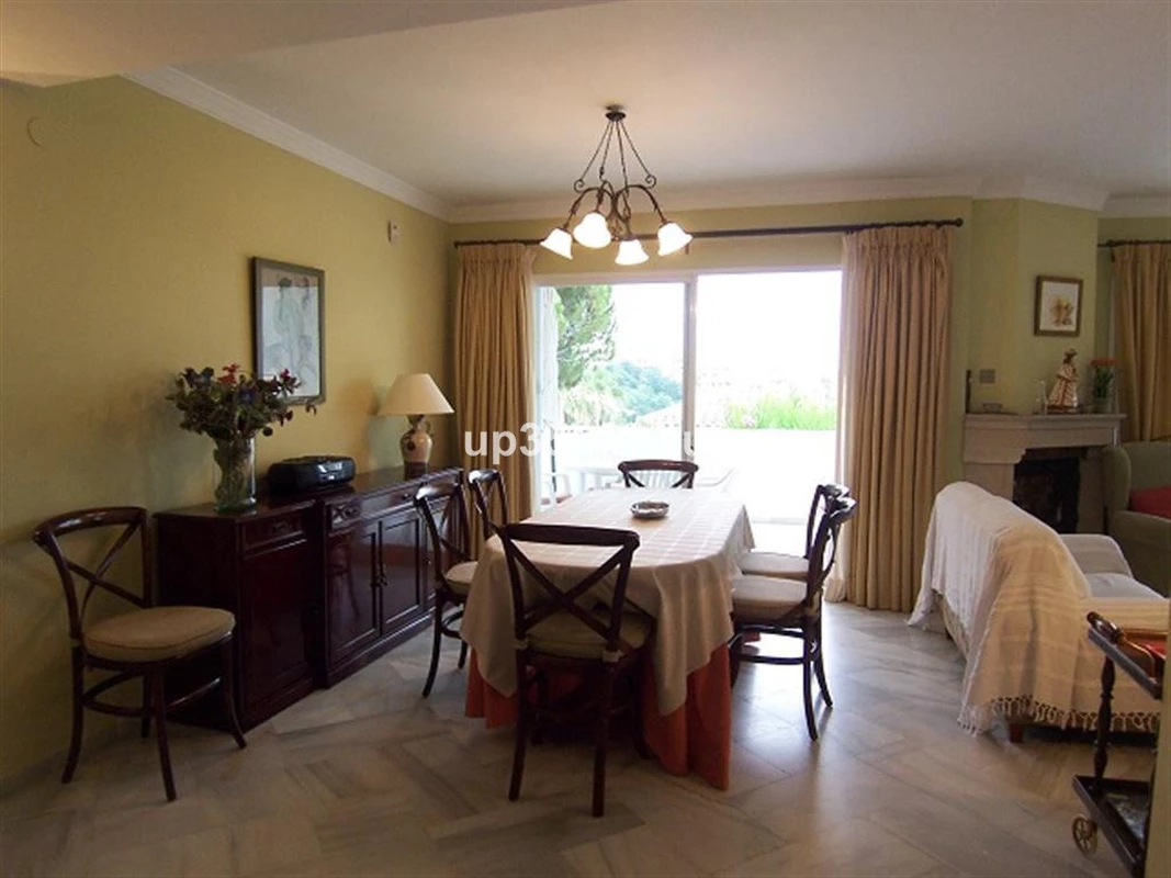 8-e64a9055bba3e77ac8aca3b893cdf826