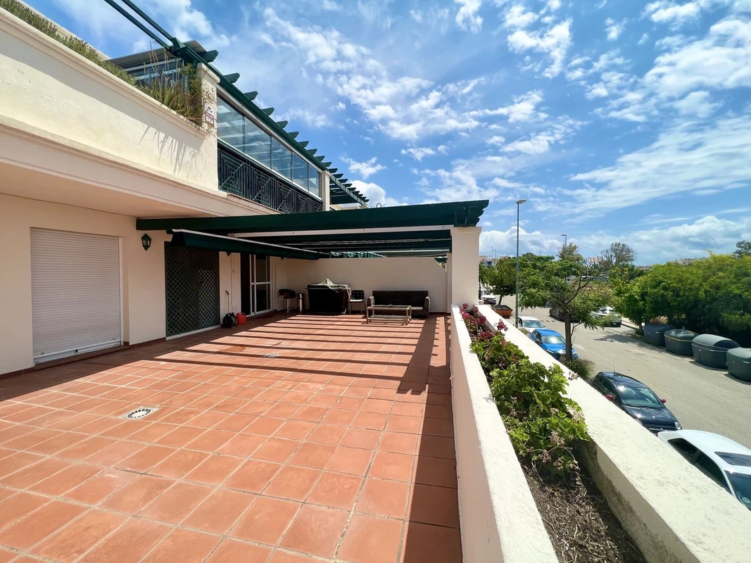 2-5bd7b9d04b45e33852eaf0ec6670150d