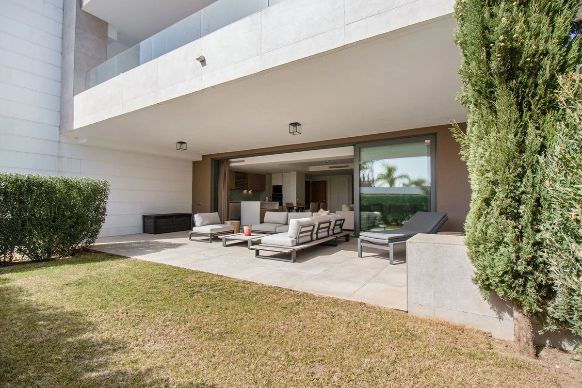 1-7980e48d732b6fc85c14b43b94d2aa54