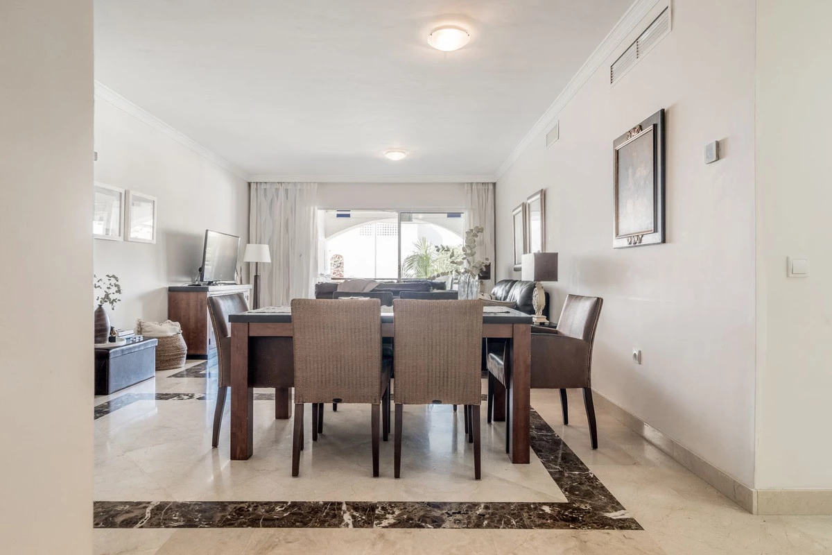 4-c23c0f86247804fa50226aecd8b0b2c8