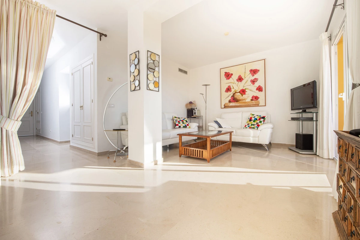 3-e898b2bb2a2fdfd06d2c39894dce8316