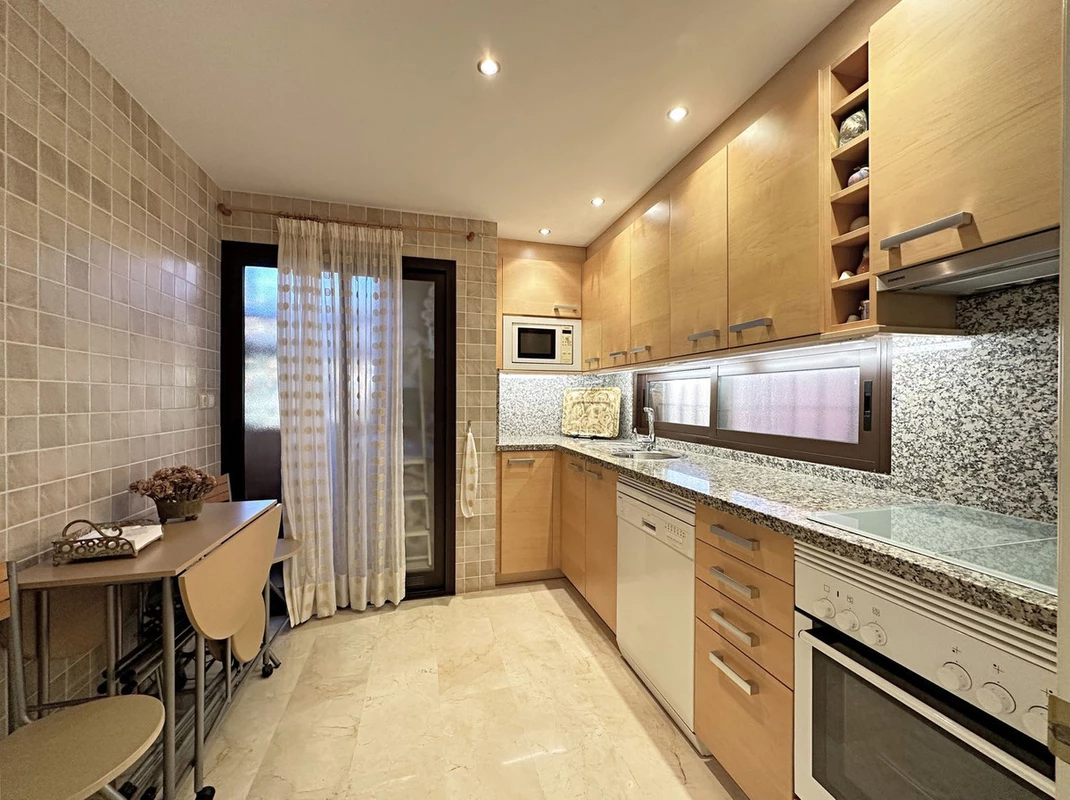 7-aa4cc561180b369757c0bb4af9886cd3