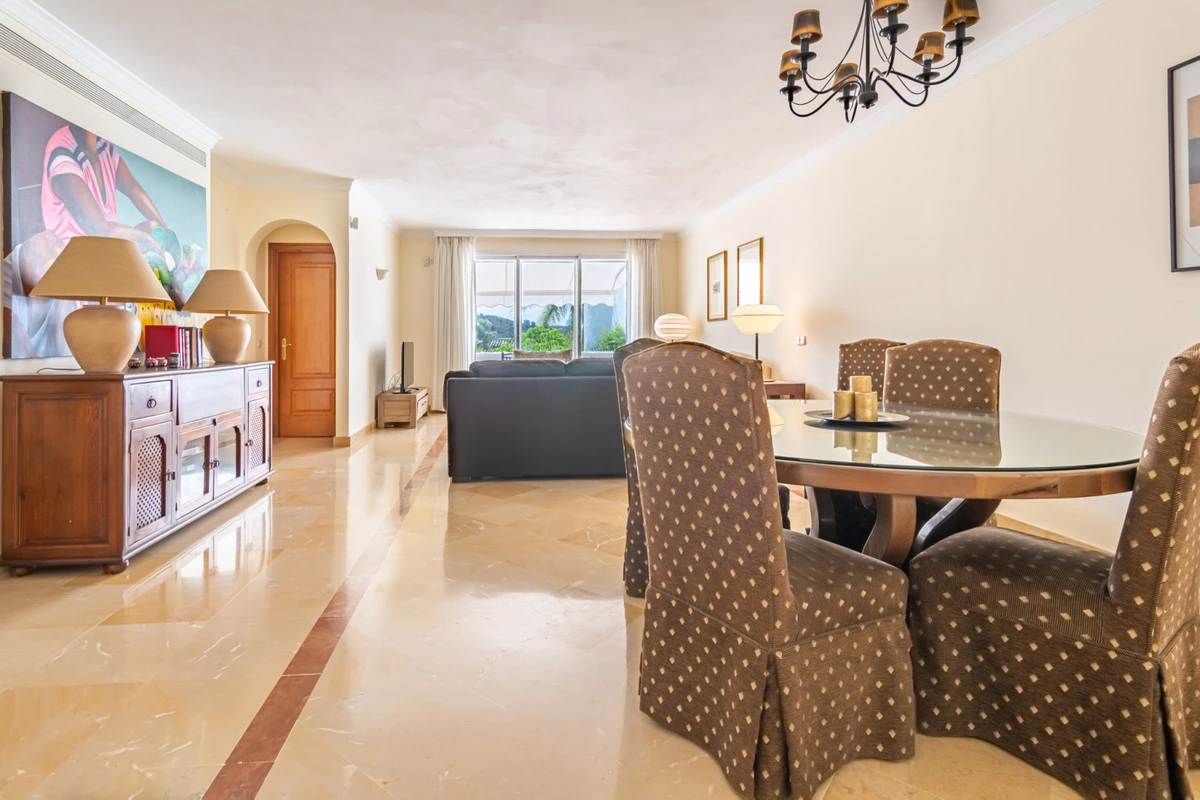 7-aa4cc561180b369757c0bb4af9886cd3