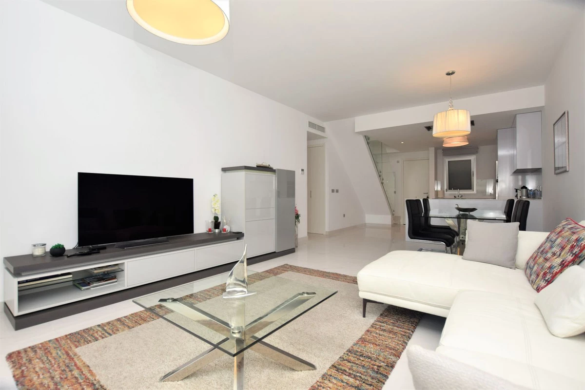 3-e898b2bb2a2fdfd06d2c39894dce8316