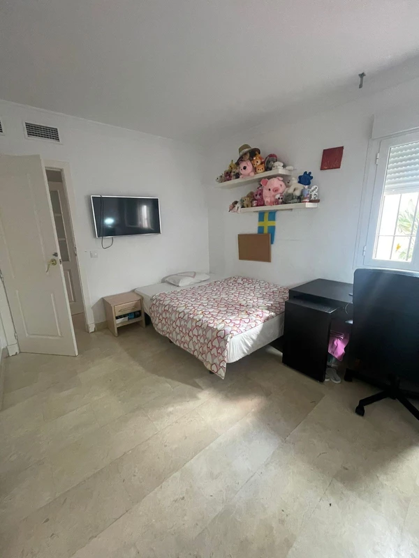 7-aa4cc561180b369757c0bb4af9886cd3