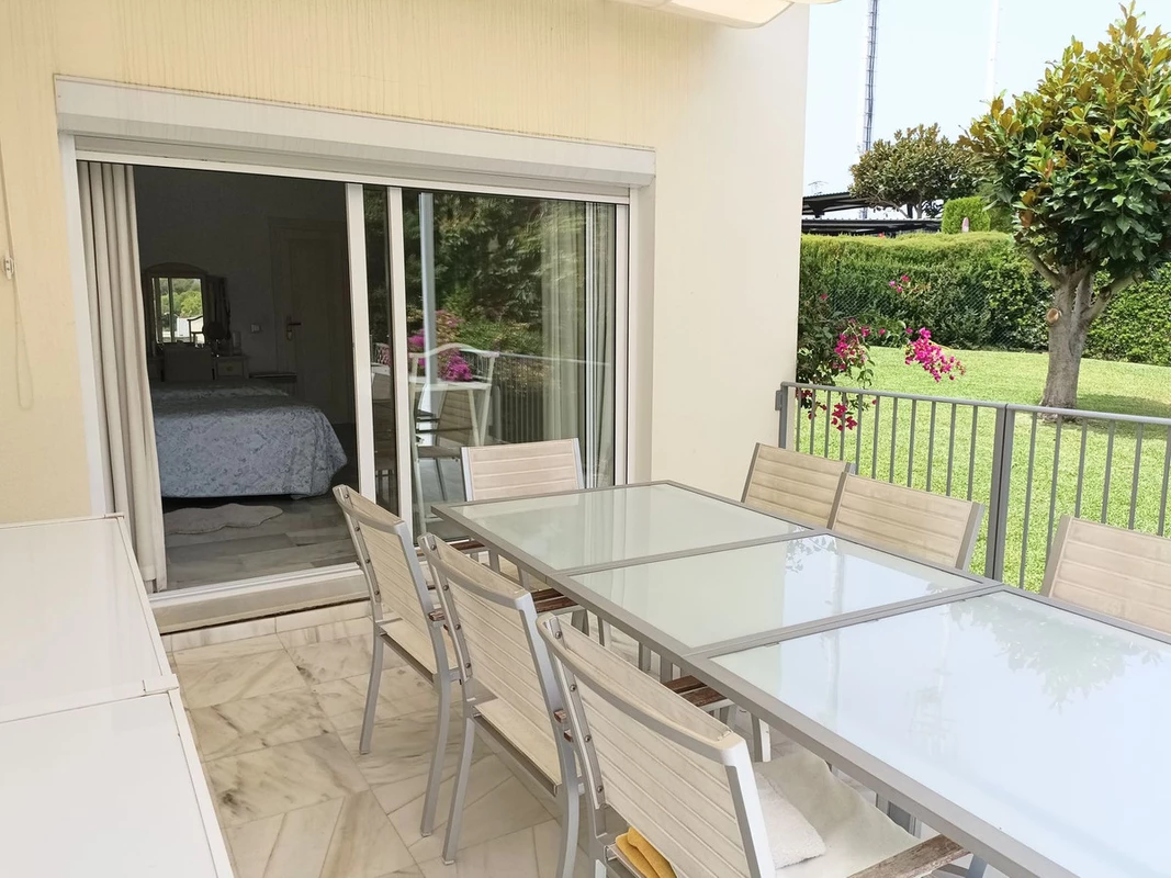 8-e64a9055bba3e77ac8aca3b893cdf826