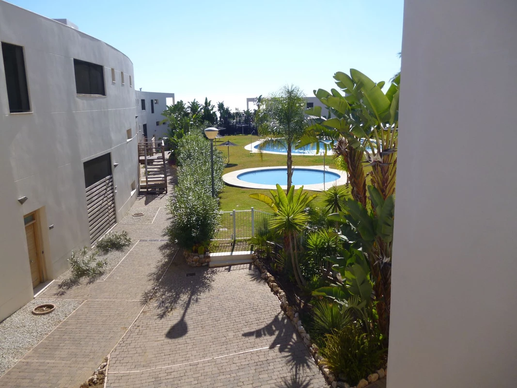 4-c23c0f86247804fa50226aecd8b0b2c8