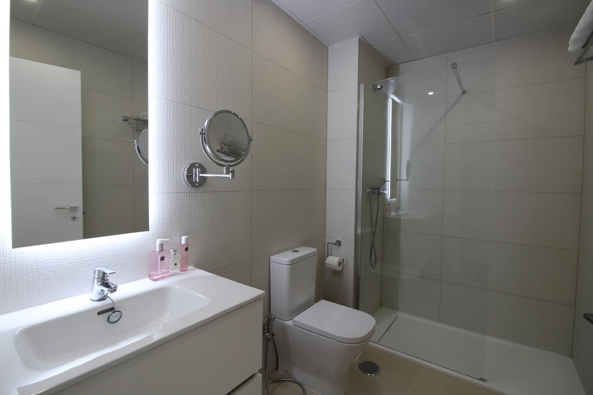 9-467d0cee5b725f3ef65f102a0c2e69c0