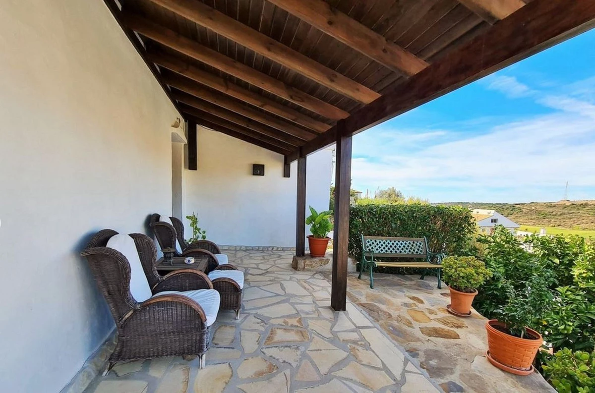 8-e64a9055bba3e77ac8aca3b893cdf826