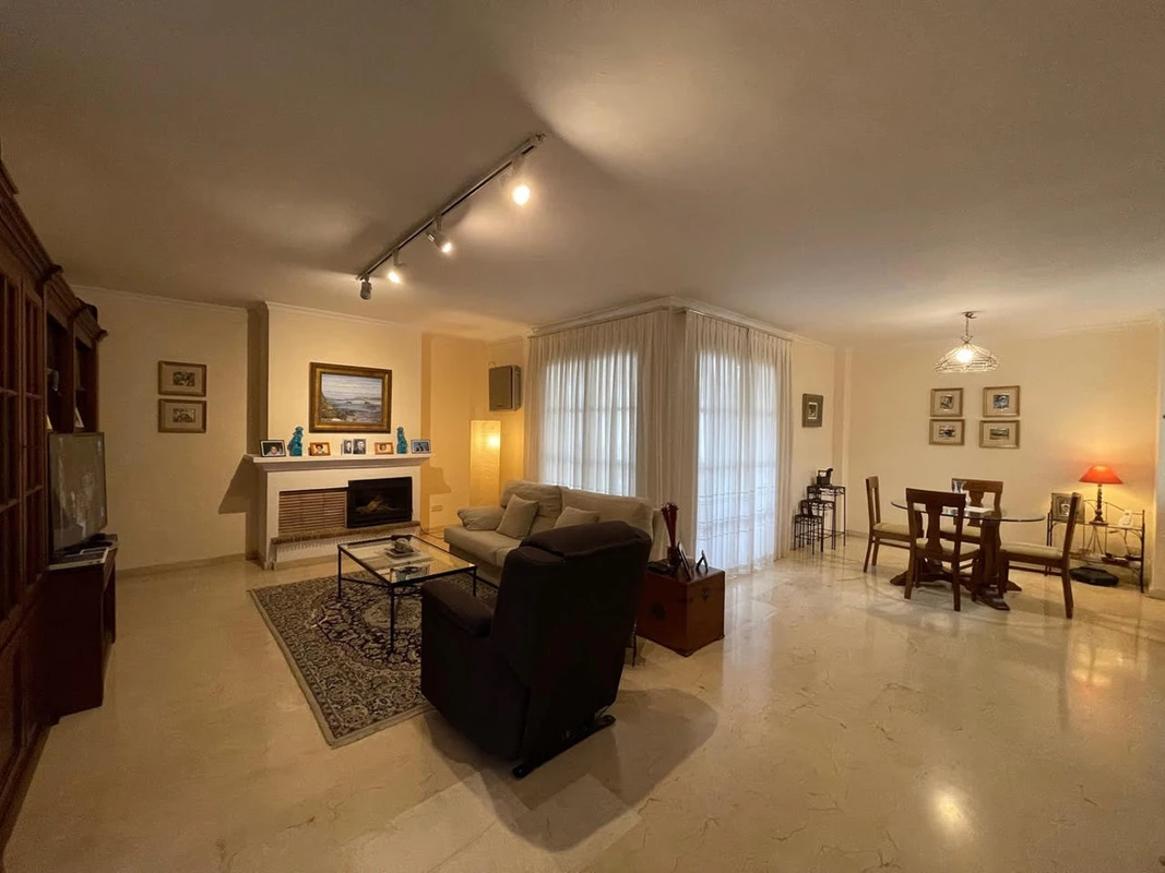 8-e64a9055bba3e77ac8aca3b893cdf826