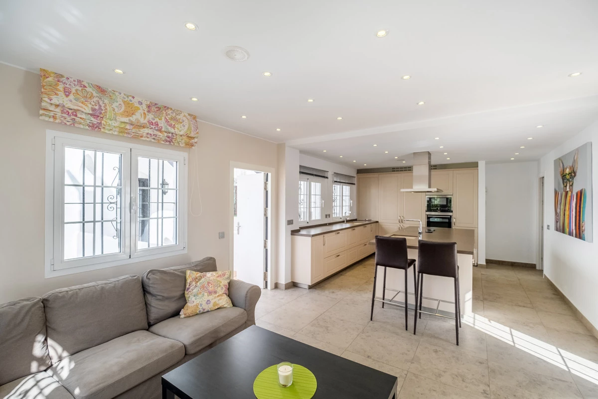 6-241328e1bcc9c0d8ce1222beb6c967a8