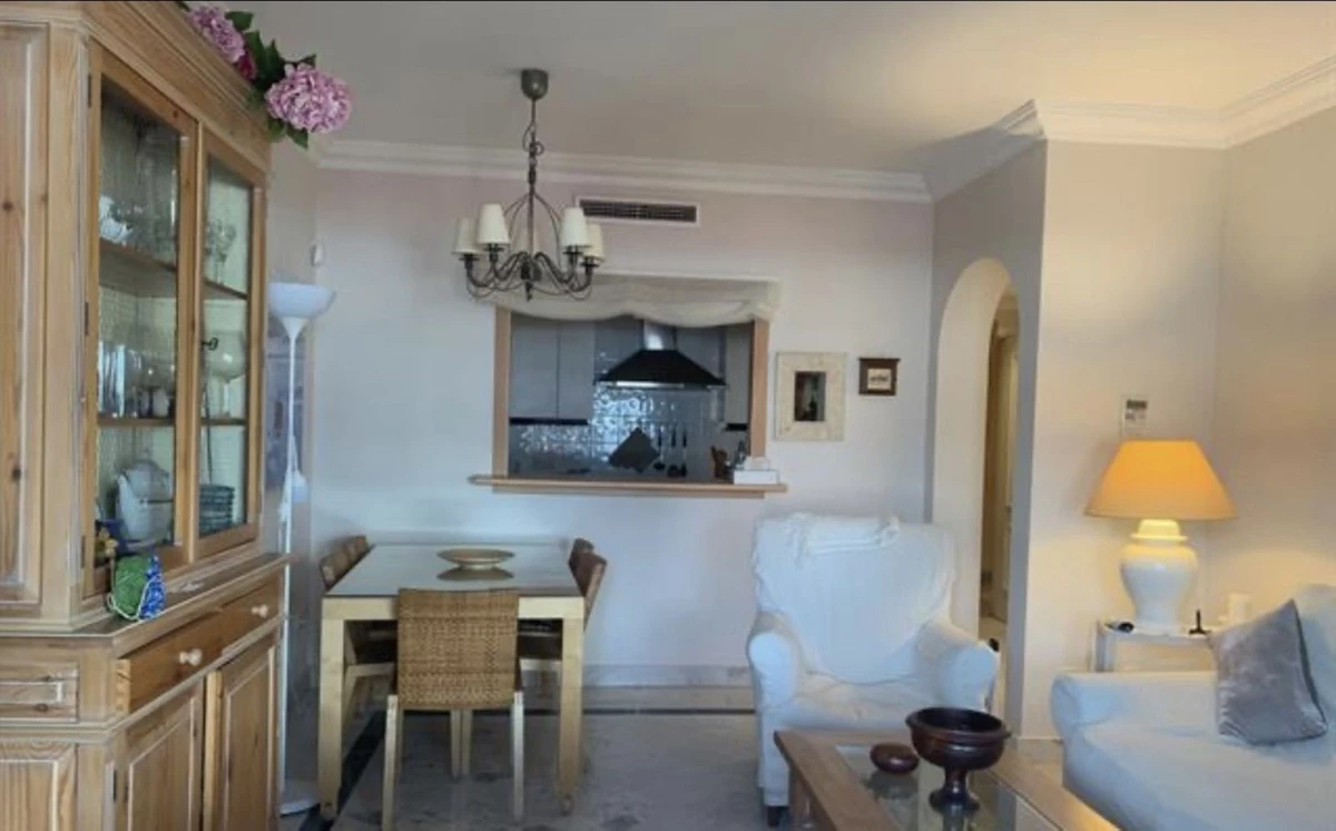 2-5bd7b9d04b45e33852eaf0ec6670150d