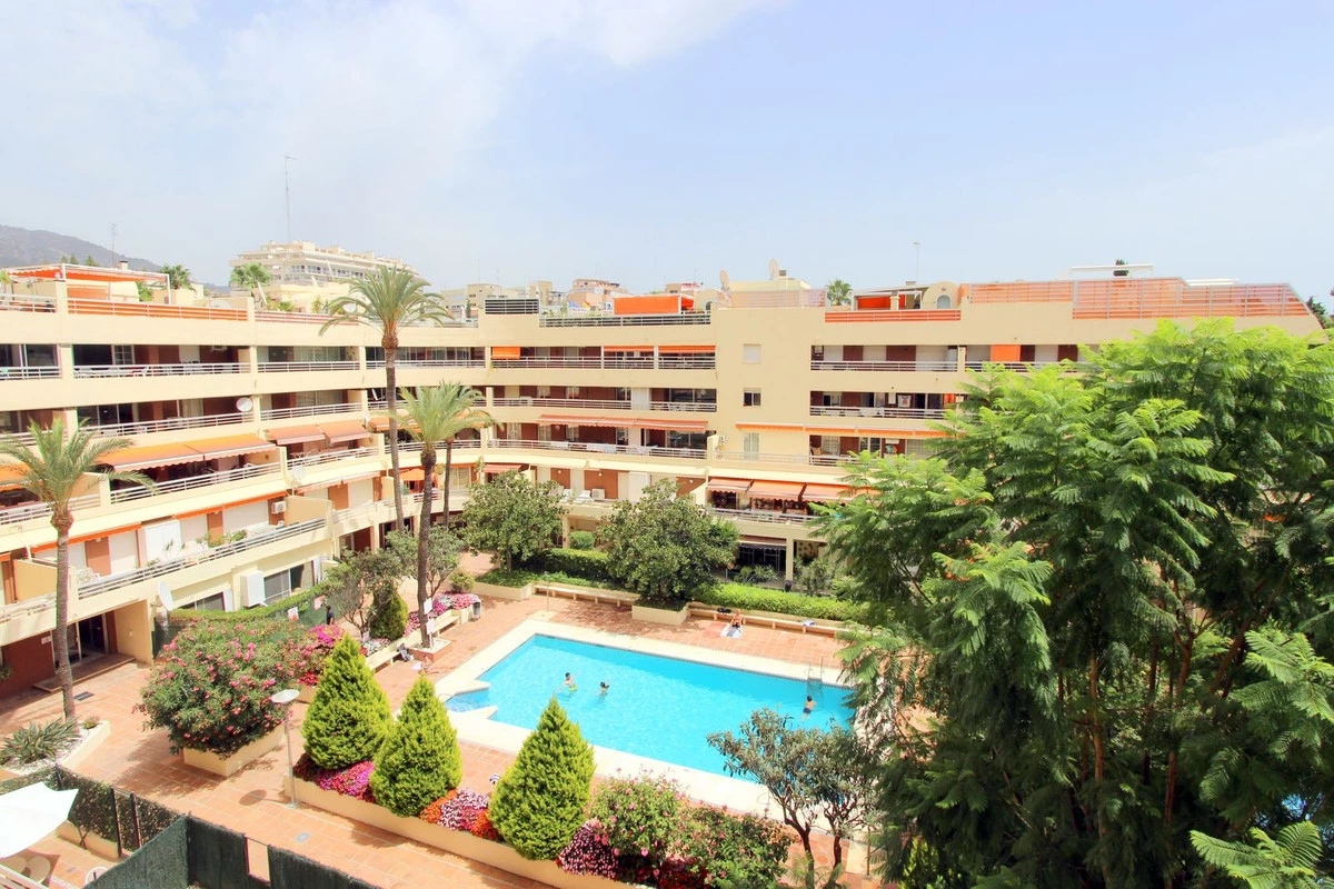 2-5bd7b9d04b45e33852eaf0ec6670150d