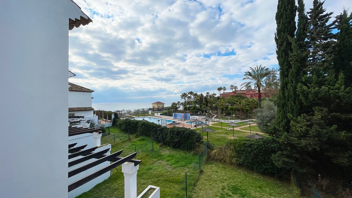 4-c23c0f86247804fa50226aecd8b0b2c8