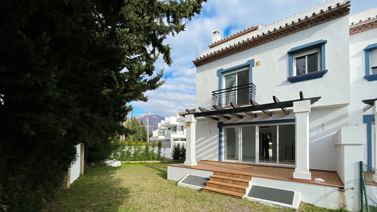 1-7980e48d732b6fc85c14b43b94d2aa54