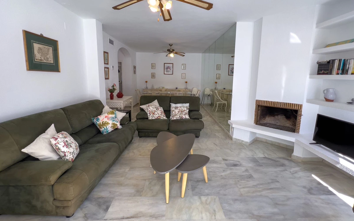 4-c23c0f86247804fa50226aecd8b0b2c8