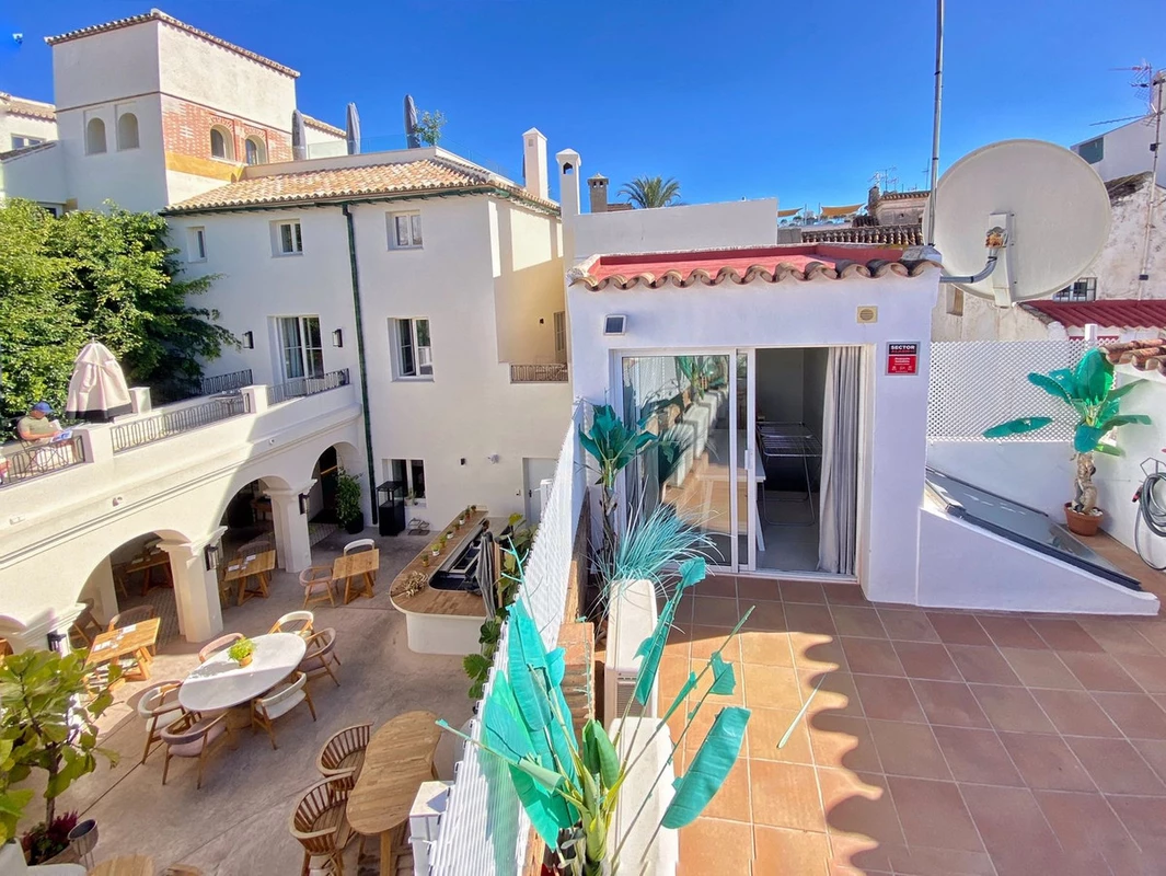 7-aa4cc561180b369757c0bb4af9886cd3