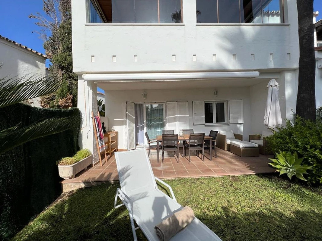 2-5bd7b9d04b45e33852eaf0ec6670150d