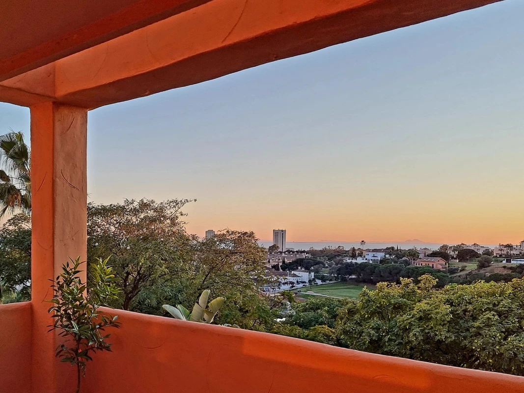 2-5bd7b9d04b45e33852eaf0ec6670150d