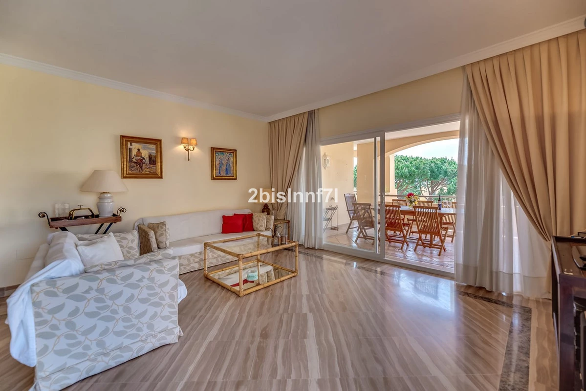 2-5bd7b9d04b45e33852eaf0ec6670150d