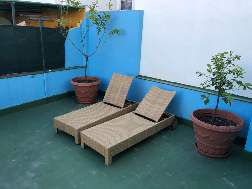 2-5bd7b9d04b45e33852eaf0ec6670150d