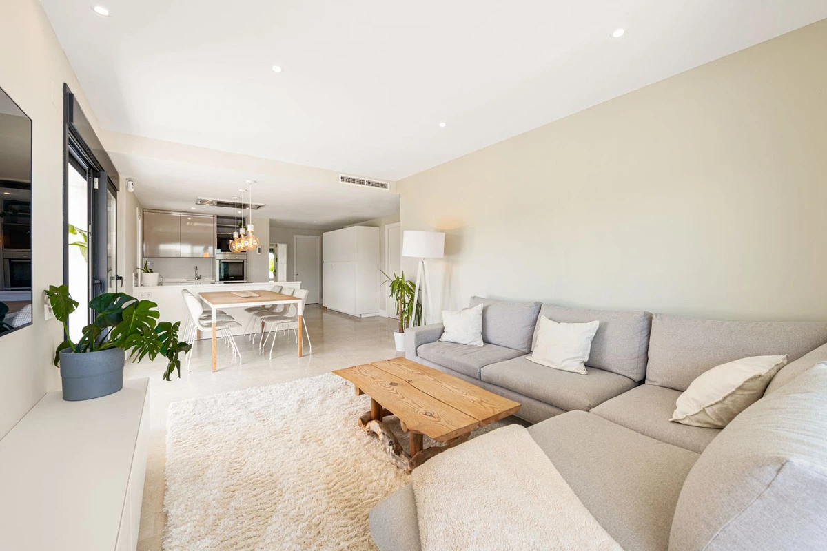 8-e64a9055bba3e77ac8aca3b893cdf826