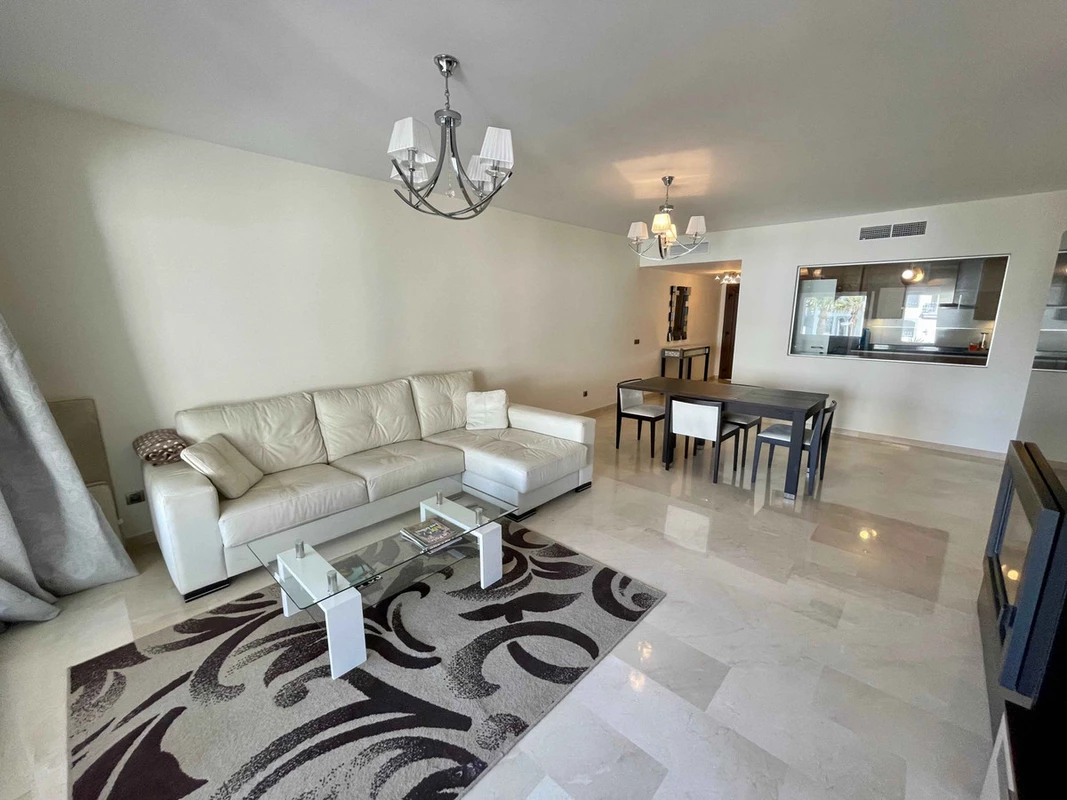 2-5bd7b9d04b45e33852eaf0ec6670150d