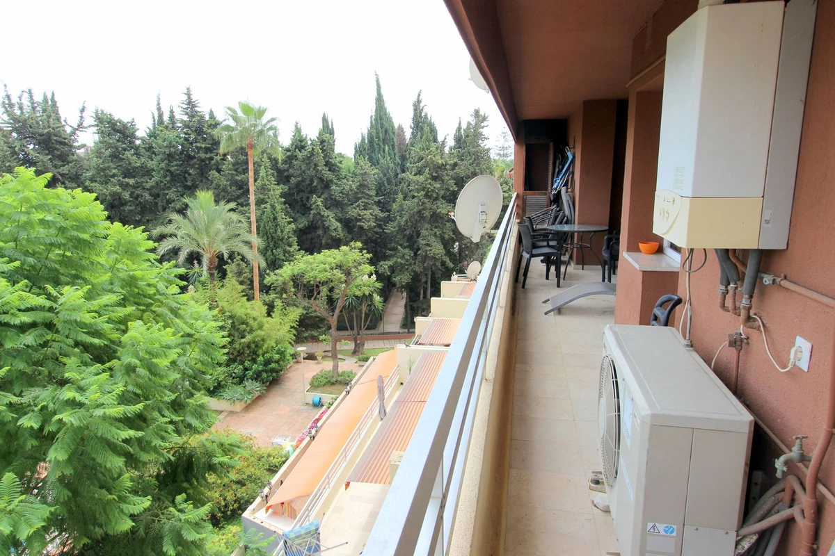 8-e64a9055bba3e77ac8aca3b893cdf826