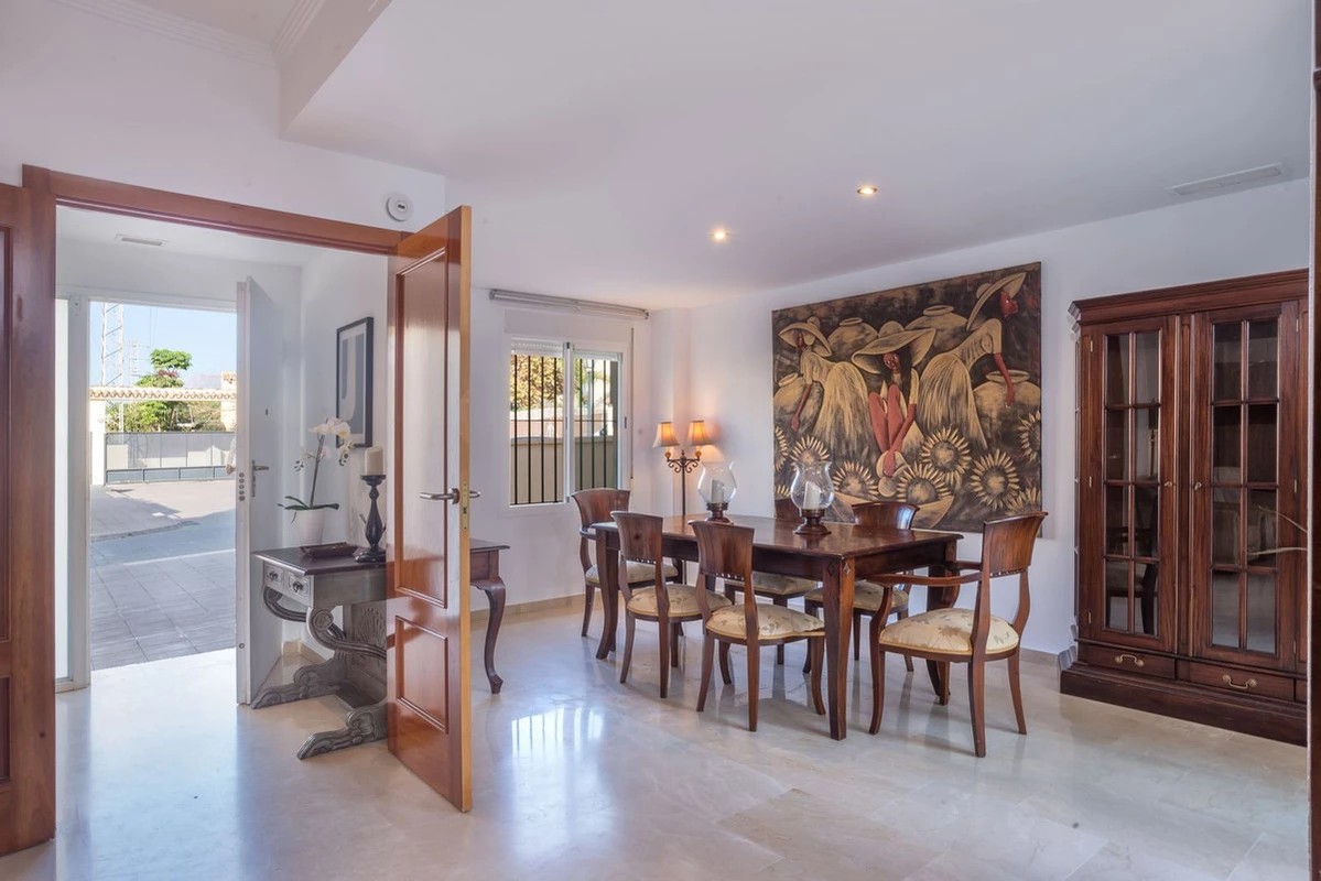 3-e898b2bb2a2fdfd06d2c39894dce8316